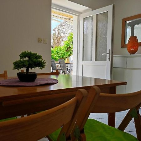 Apartment Rose Крк Екстер'єр фото